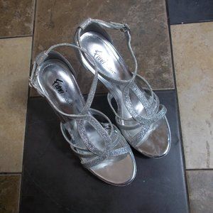 Fioni Night Silver Sparkle Heels Wore Once